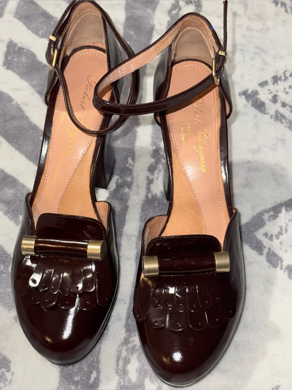 Robert Clergerie Women's Brown Patent Leather Block Heel Pumps